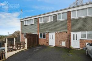 Picture #19 of Property #1960649241 in Northmere Drive, Poole BH12 4DU