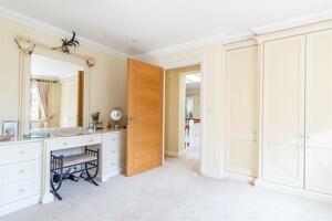 Picture #15 of Property #1962366231 in Western Avenue, Branksome Park BH13 7AN