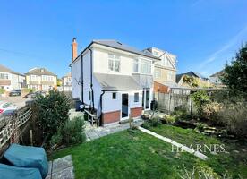 Picture #0 of Property #1964022441 in Maclaren Road, Bournemouth BH9 2XA