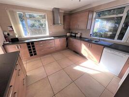 Picture #3 of Property #1964367441 in Swanage BH19 2BP
