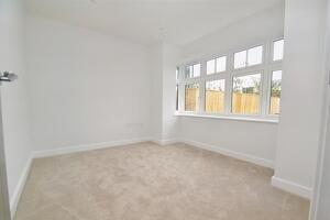 Picture #5 of Property #1965203241 in Ashley Cross BH14 8AD
