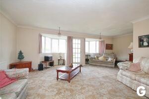 Picture #3 of Property #197260168 in Southampton Road, Ringwood BH24 1HT