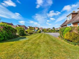 Picture #23 of Property #1973039931 in Waterford Gardens, Highcliffe, Christchurch BH23 5DP