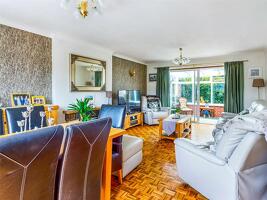 Picture #6 of Property #1973039931 in Waterford Gardens, Highcliffe, Christchurch BH23 5DP