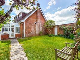 Picture #8 of Property #1973039931 in Waterford Gardens, Highcliffe, Christchurch BH23 5DP