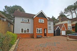 Picture #0 of Property #1973344641 in Branksome Hill Road, Bournemouth BH4 9LD