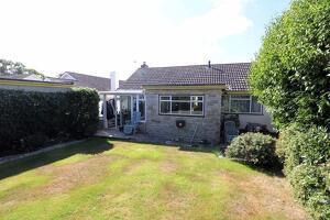 Picture #19 of Property #1973350041 in Durberville Drive, Swanage BH19 1QW