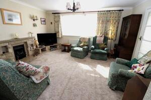 Picture #8 of Property #1973350041 in Durberville Drive, Swanage BH19 1QW