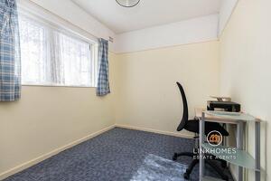 Picture #5 of Property #1974301641 in Johnston Road, Poole BH15 3HT