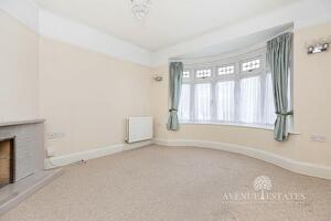 Picture #2 of Property #1982917641 in Tuckton Road, Bournemouth BH6 3HS