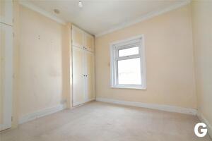 Picture #5 of Property #1983985731 in Christchurch Road, Ringwood BH24 1DL