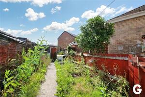 Picture #8 of Property #1983985731 in Christchurch Road, Ringwood BH24 1DL