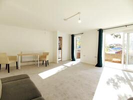 Picture #8 of Property #1984961541 in Hmo, 227 Bournemouth Road, Poole BH14 9HU