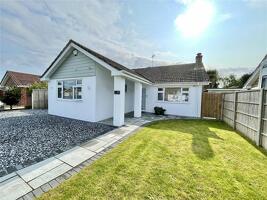 Picture #0 of Property #1987537041 in Nada Road, Highcliffe On Sea, Christchurch BH23 4PR