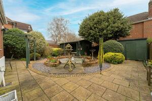Picture #8 of Property #1990525641 in Fairmile Road, Christchurch BH23 2LQ