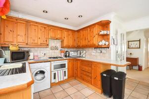 Picture #3 of Property #1990549521 in High Trees Walk, Ferndown BH22 9SF