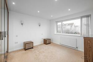 Picture #9 of Property #1992853341 in South Western Crescent, Lower Parkstone  BH14 8RZ