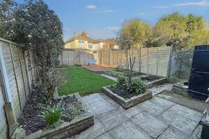 Picture #13 of Property #1997058441 in Southbourne BH6 5PT