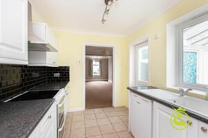 Picture #4 of Property #199923868 in Cromwell Road, Poole BH12 2NS